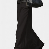 Ada Falda H-Line Lisa con Estilo Urbano Moderno