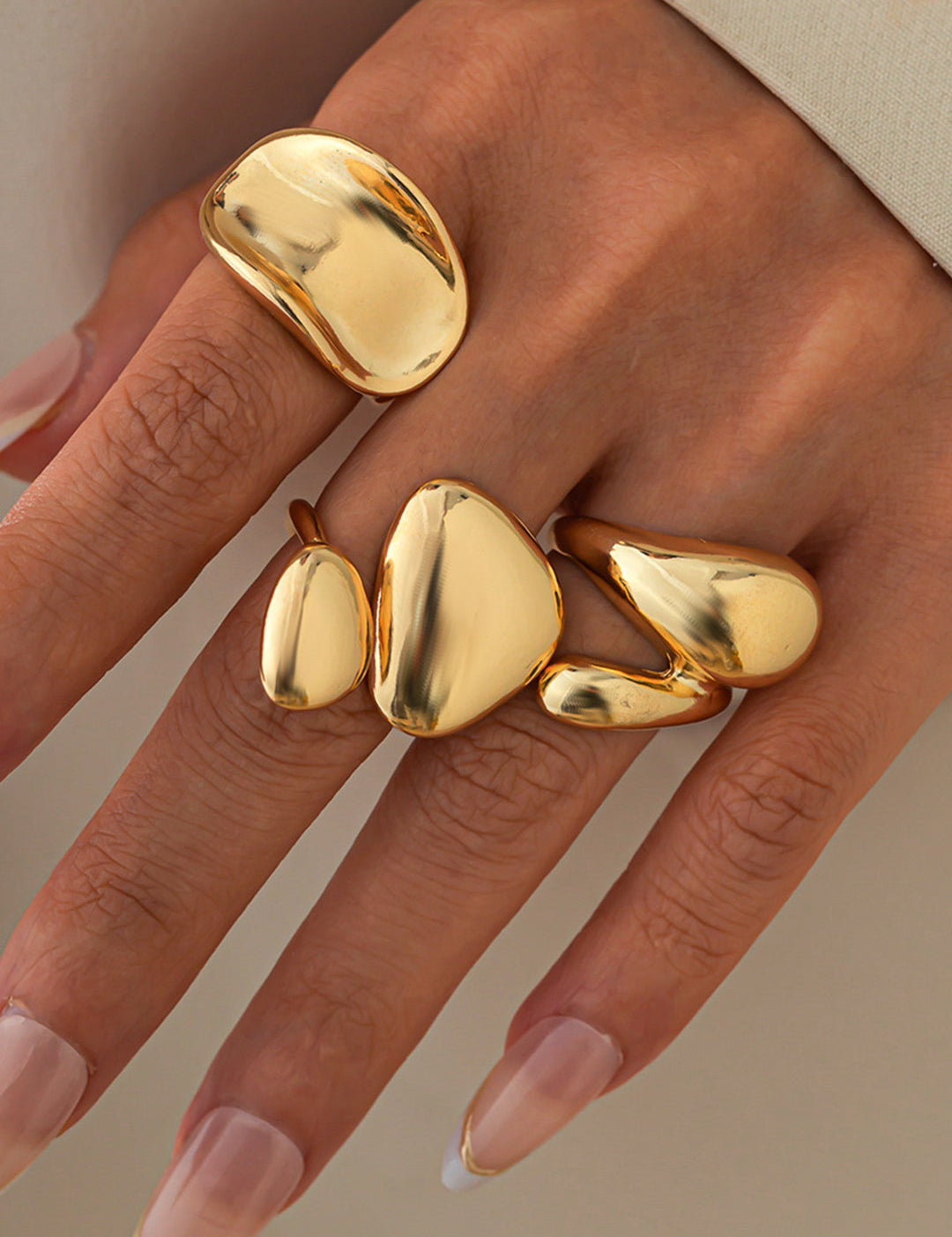 Anillos Irregulares de Metal