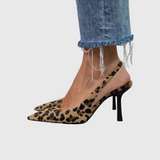 Seda - Tacones Stiletto de Punta Afila con Estampado de Leopardo en Caqui