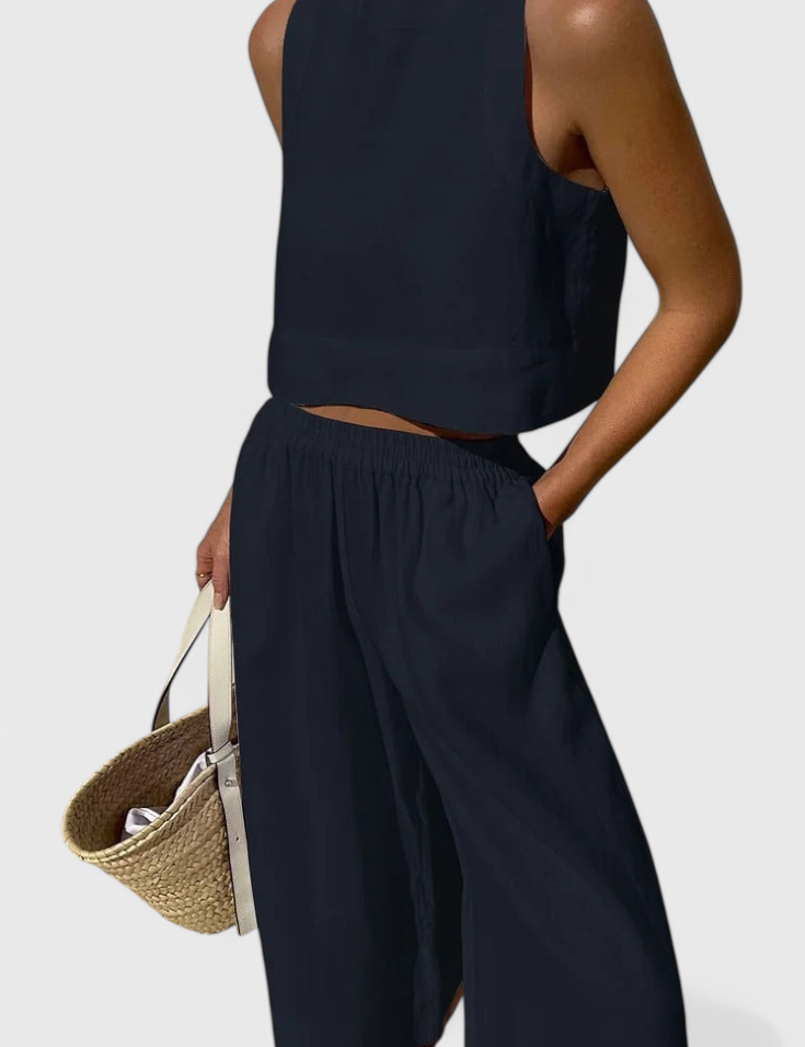 Avelina Conjunto Minimalista en Algodón y Lino Ligero