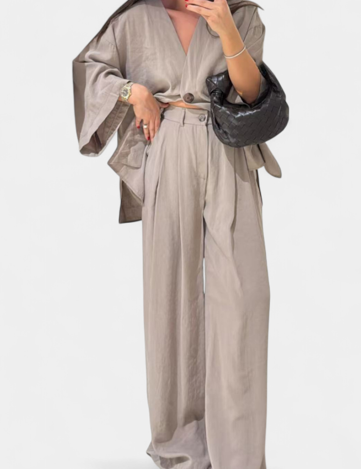 Eli Conjunto Oversize de Top con Cuello en V y Pantalón Recto