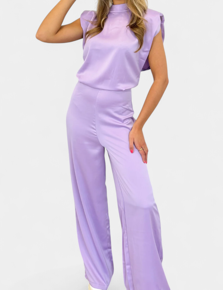 Francis Mono Sin Espalda de Corte Fluido