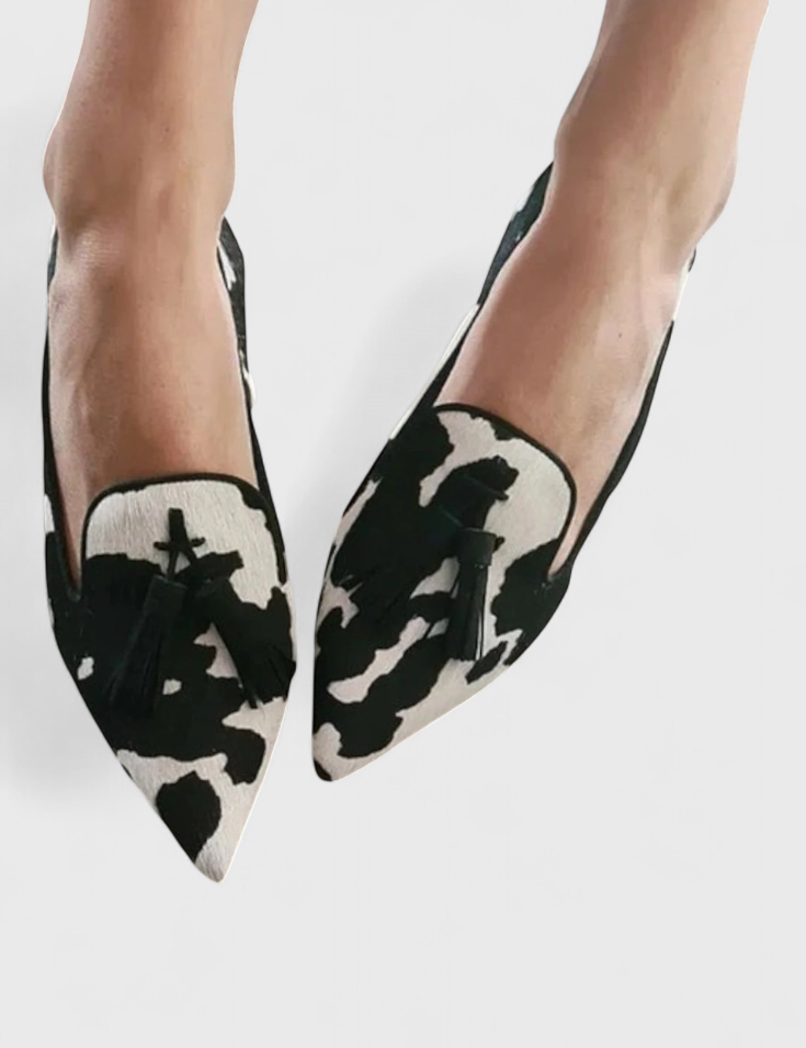 Fermina Loafers Elegantes con Punta Afilada y Diseño Bicolor