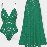 Ahria Swimsuit con Falda y Detalle Floral Calado