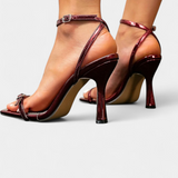 Kelly Tacones Stiletto de Colores con Correa al Tobillo