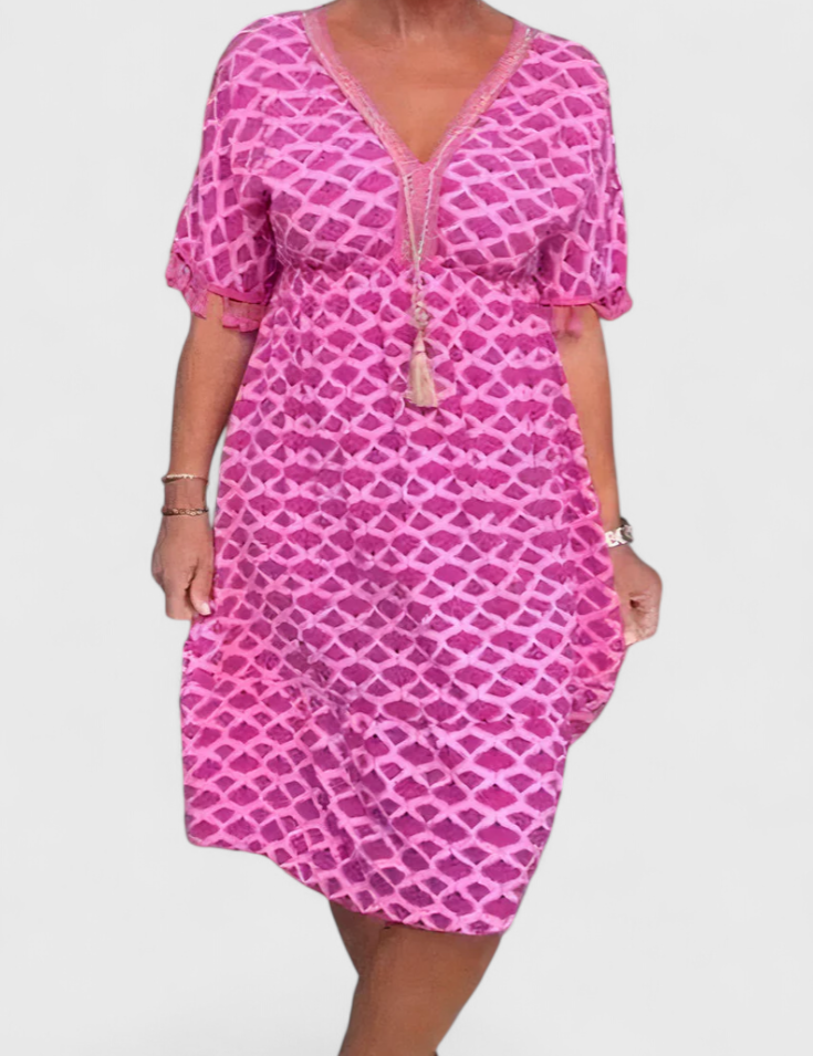 Kirra Vestido Boho Chic con Estampado Geométrico