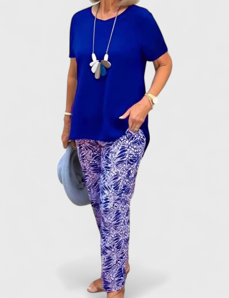 Candelaria Conjunto Elegante de Dos Piezas con Corte Estructurado