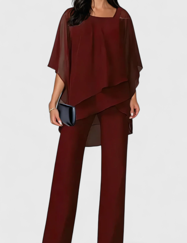 Kitty Conjunto de Dos Piezas con Hombros Descubiertos y Silueta Fluida