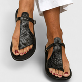 Tavia Sandalias Negras con Hebilla y Detalle Animal Print en Relieve