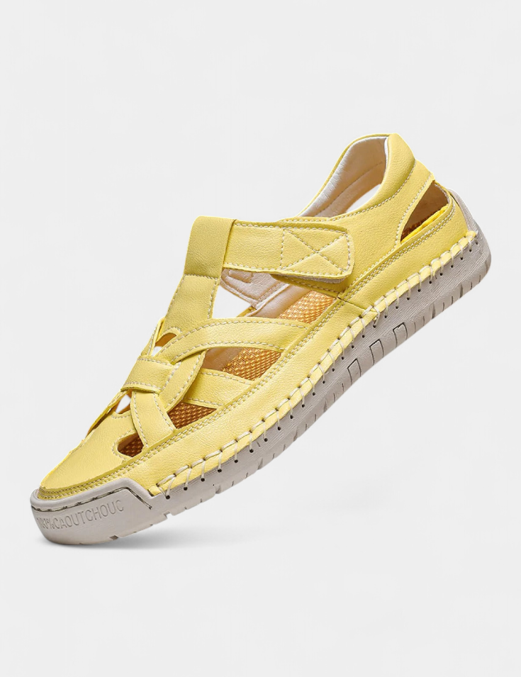 Kaia Sandalias Ergonómicas de Cuero Sintético con Corte Lateral